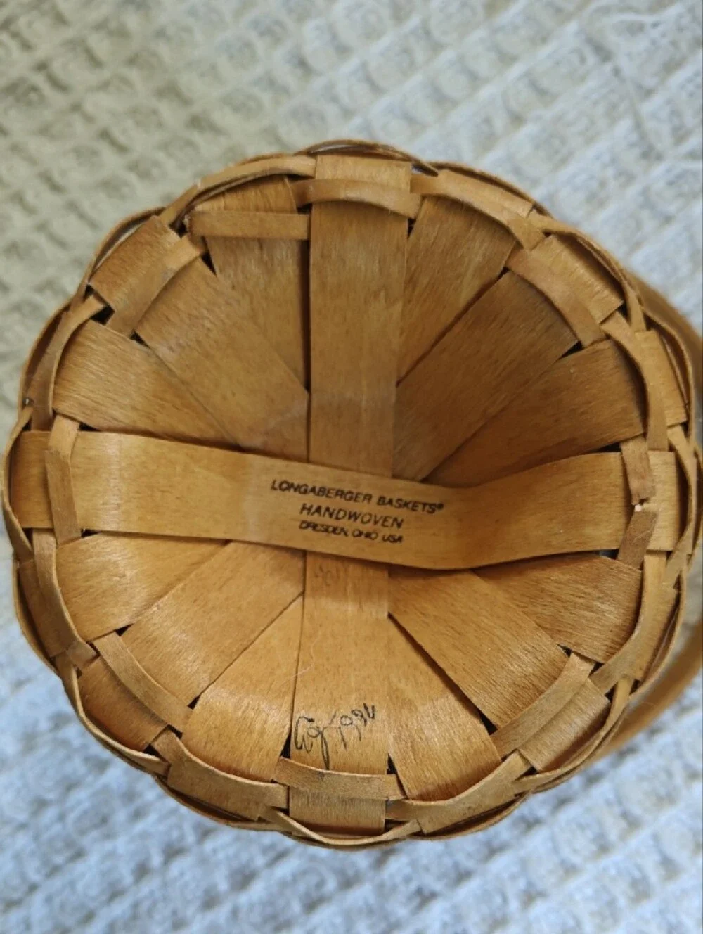 Longaberger Small Round Fruit Basket with Handle and Liner
